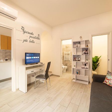 Smart Home - Trilocale Con Parcheggio Privato Roma Esterno foto
